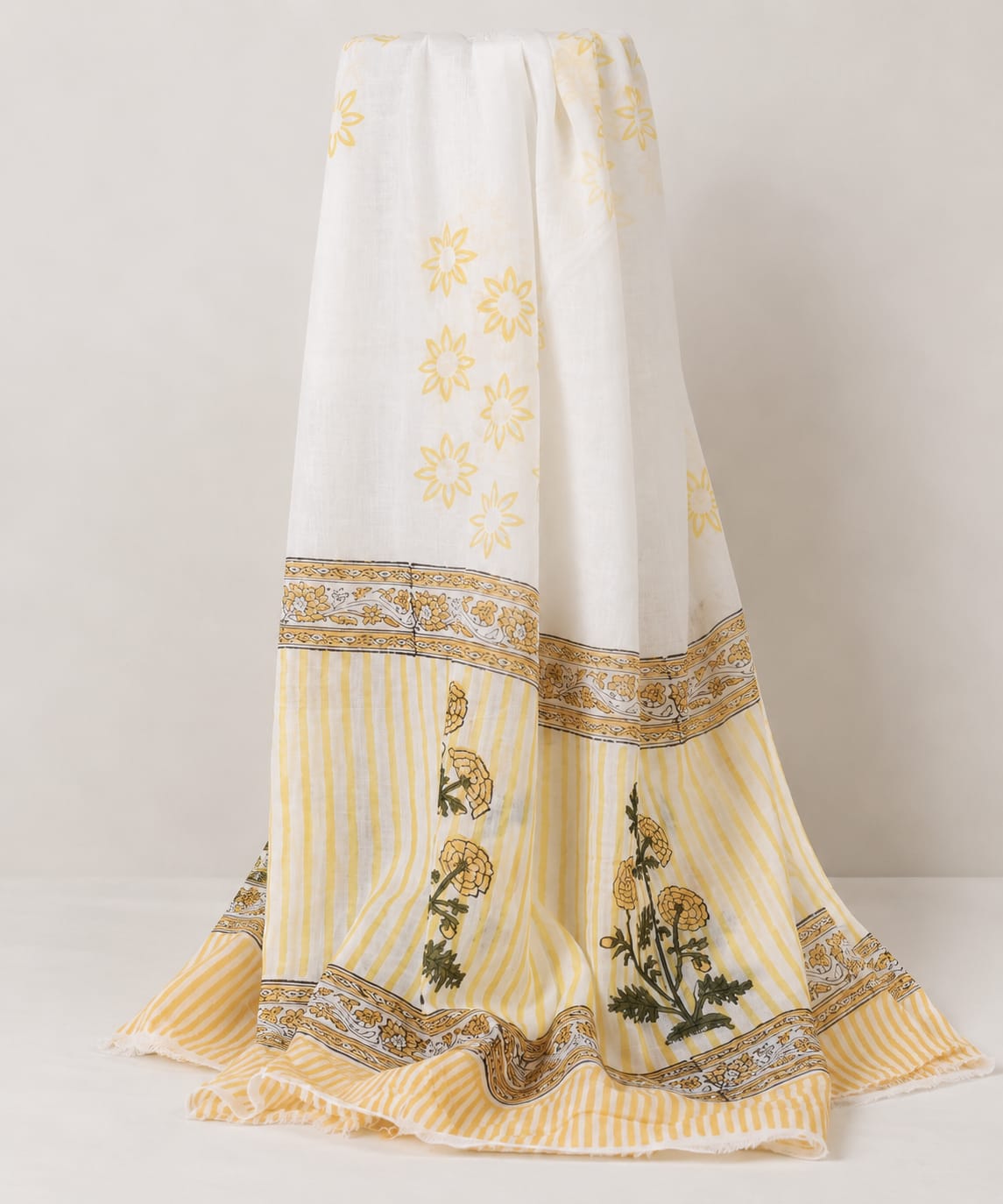 Sunehri Gulab Cotton Suit Set