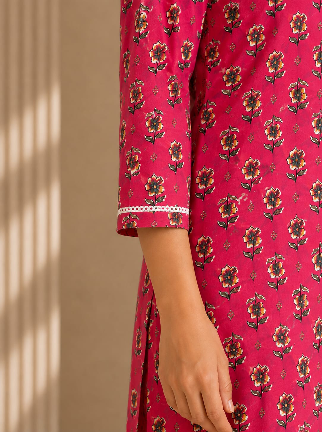 Gulabi Buta Cotton Kurti