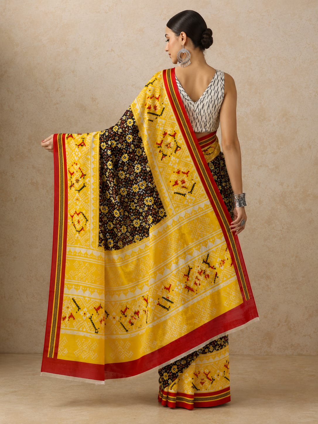 Mustard Heritage Mulmul Saree