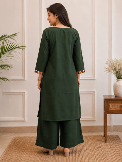 Riwaayat Green Embroidered Kurta Pant Set